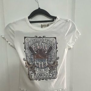 Cropped music slogan shirt